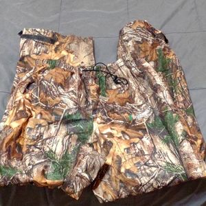 Men's camo Frogg Togg pants
